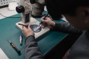 Elektronik Reparatur: Wann es sich lohnt und wie Sie richtig vorgehen